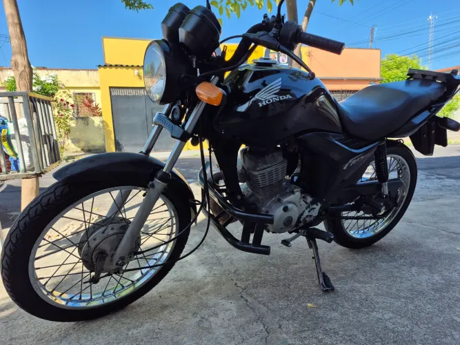 Moto fan 125 pedal 8.500