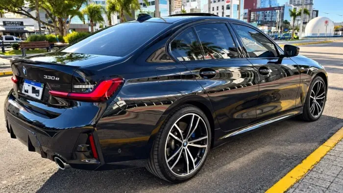 BMW 330E M Sport 2.0 Turbo Híbrido AU 2024