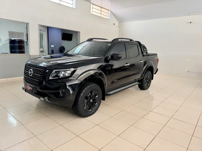 Nissan Frontier XE CD 4X4 2.3 Bi-TB Diesel Aut. 2023