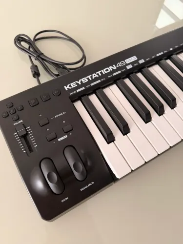 Teclado MIDI KEYSTATION 49 MK3 - M-Audio