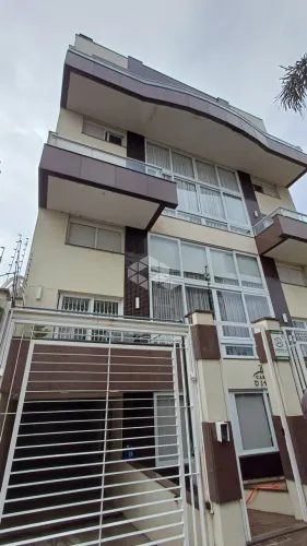 Cobertura a venda no Bairro sanvitto em Caxias do Sul .