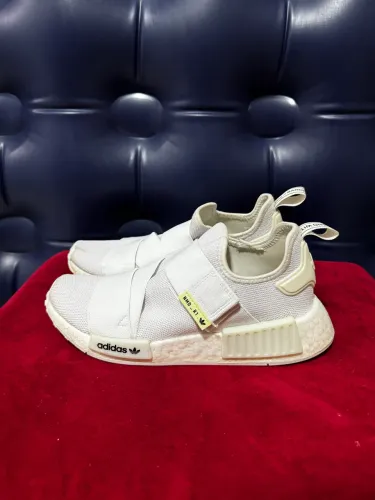 Vendo Adidas nmd slip on