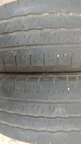 Par de pneus aro 14