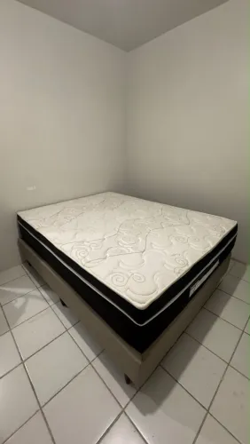Colchão Casal Bellona com cheiro de novo 