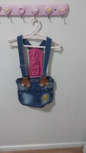 Macaquinho infantil jeans