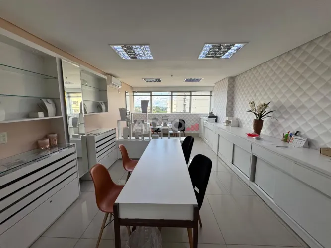 Sala Comercial Setor Marista