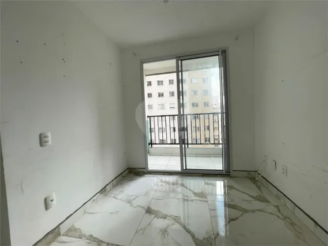 Apartamento com 2 quartos para locação em Liberdade - SP