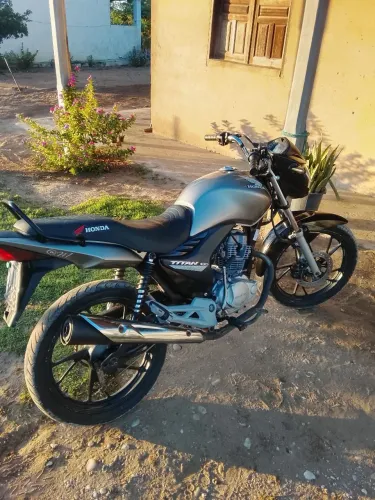 Vendo 150 2009 