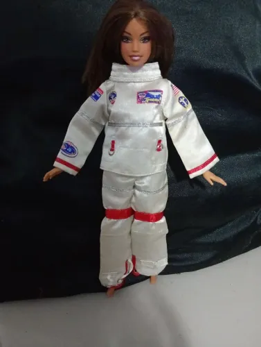 Barbie Teresa Astronauta "Space Camp 2008" importada.