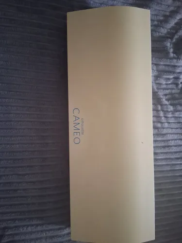Estou vendendo silhueta cameo