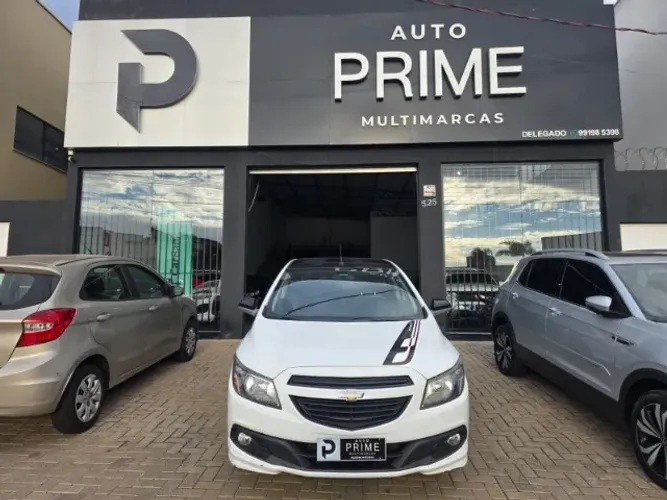 Chevrolet Onix Hatch Effect 1.4 8V Flex Power Mec. 4P 2016