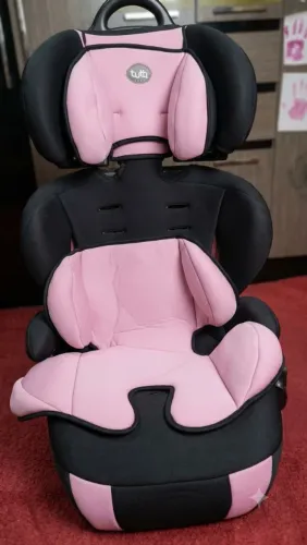 Vendo bebê conforto até 4 anos