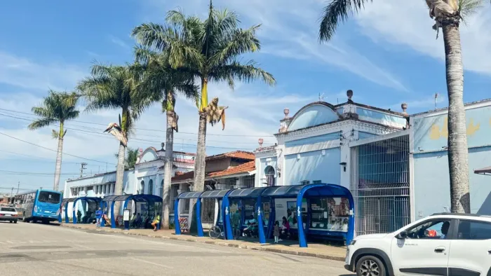À Venda Apartamento Comercial no Centro de Tatuí Ideal Para Clínica ou Escritório - Interi