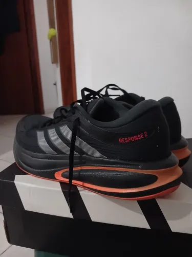 Tenis adidas response 2 - pouquíssimo usado