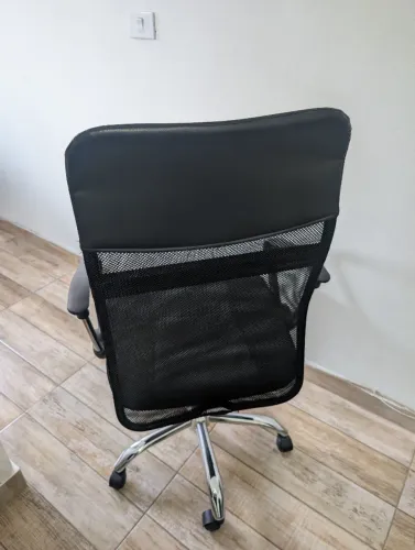 Cadeira de Escritório Presidente John Healer Preta - Ergonomica
