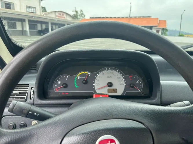 Fiat Uno Mille 1.0 Fire/ F.flex/ Economy 2P 2010