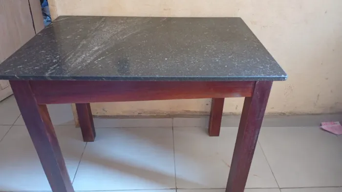Mesa de mármore