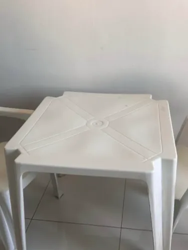 Mesa de plástico 4 lugares