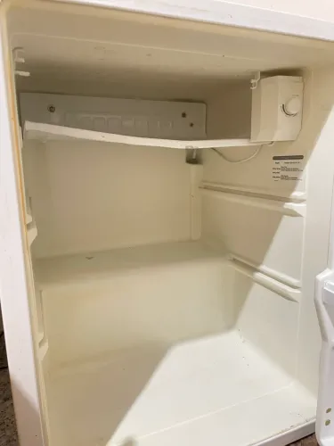 FRIGOBAR CÔNSUL COMPACTO 80L