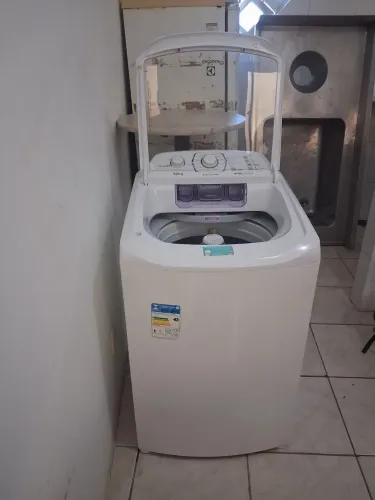 Máquina de lavar roupa 12kg lo