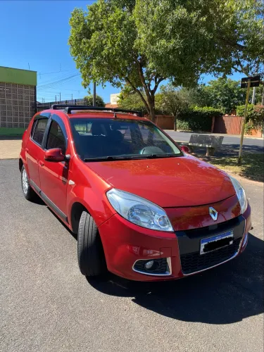 Renault Sandero Privilège Hi-flex 1.6 16V 5P AUT 2012