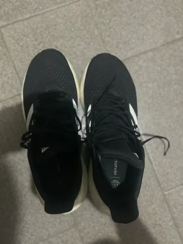 tênis esportivo adidas pureboost