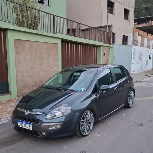 Fiat Punto Essence 1.6 Flex 16V 5P 2013