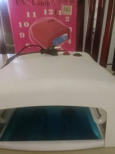 Lâmpada UV para unhas de gel