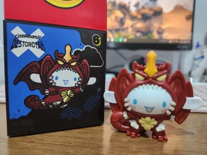 Mdonald's Hello Kitty Godzilla - Cinnamoroll Destoroyah