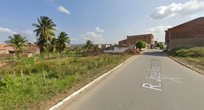 Terreno/Lotes a venda em Riacho das Almas - Rua Asfaltada