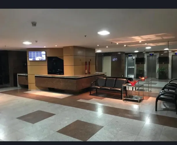 Alugo sala comercial no Edf barão de Penedo centro de Maceió