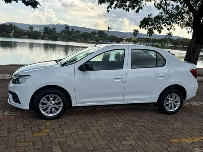 Renault Logan Zen Flex 1.0 12V 4P Mec. 2022