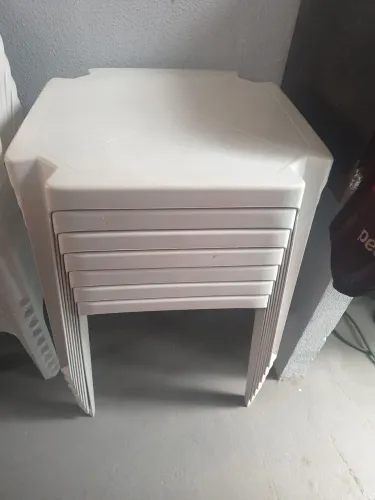 Mesa plástica 