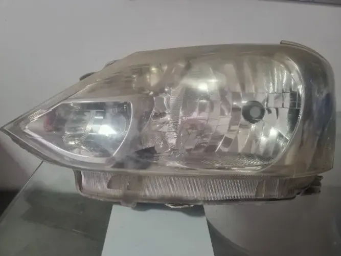 Farol Toyota Etios Original 2012/21013- lado esquerdo/ original/ usado