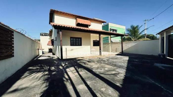 Casa com 3 dormitórios para alugar, 81 m² - Centro - Maricá/RJ