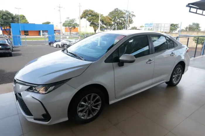 Toyota Corolla GLI 2.0 16V Flex Aut. 2022