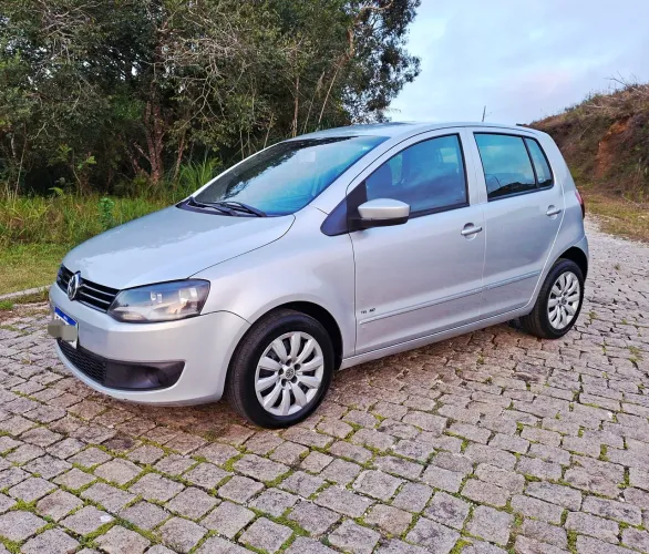 Volkswagen Fox 1.0 MI Total Flex 8V 5P 2011