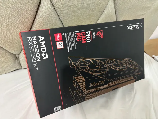 Placa de Vídeo RX 9060 xt 16gb