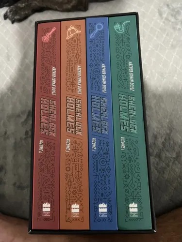 Harper Collins - Sherlock Holmes Obra Completa
