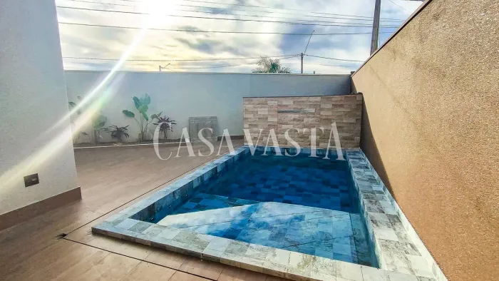Casa à venda, 03 quartos, Condomínio Barcelona 1