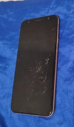Celular J4 para retirada de peças 