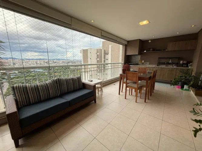 APARTAMENTO À VENDA NO BELÉM - 3 SUÍTES, 2 VAGAS DE GARAGEM.