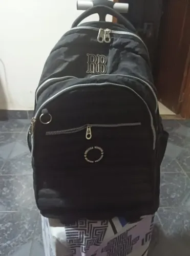Mochila de Rodinhas Rebecca Bonbon, perfeita! Viagem com estilo!