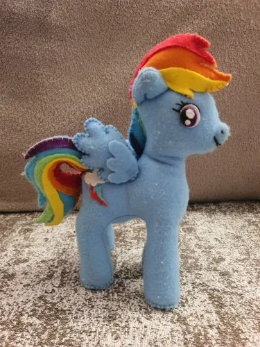 Pelúcia em Feltro My Little Pony - Raindow Dash