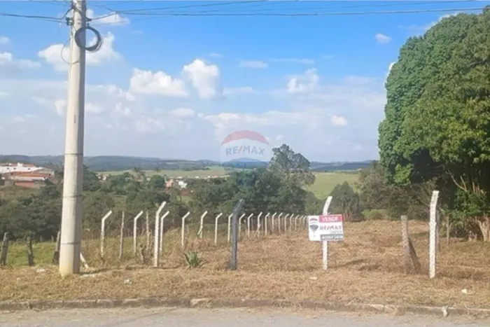 Terreno em Salto de Pirapora: Invista no Seu Sonho