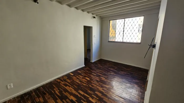 Excelente apartamento no Cascatinha. (Perto de tudo e 1° andar)
