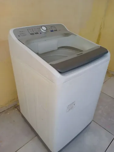 Máquina de lavar Panasonic 