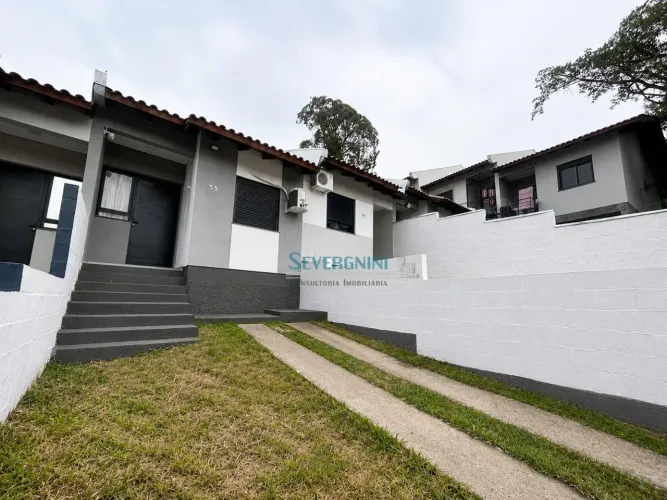 Casa com 2 dormitórios para alugar, 60 m² por R$ 1.700,01/mês - Nossa Chácara - Gravataí/R