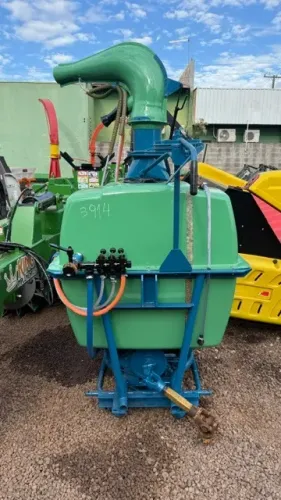 Pulverizador Canhão 600 litros 