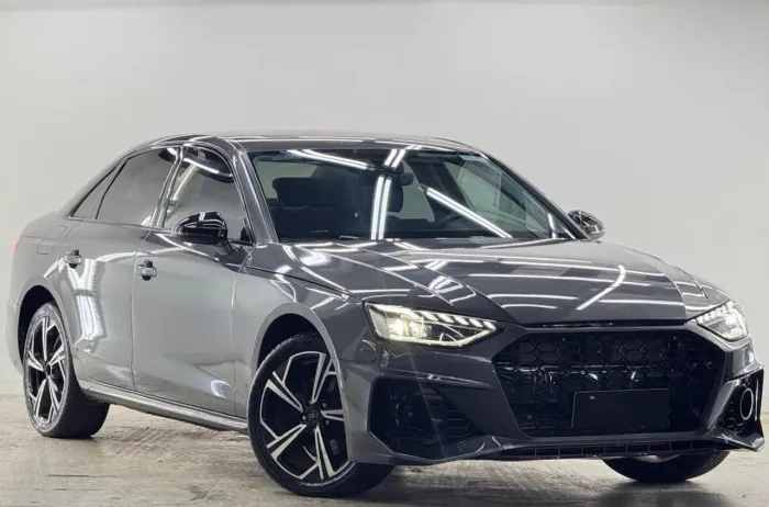 Audi A4 Perfor. Black 2.0 TFSI Quat. S Tronic 2021